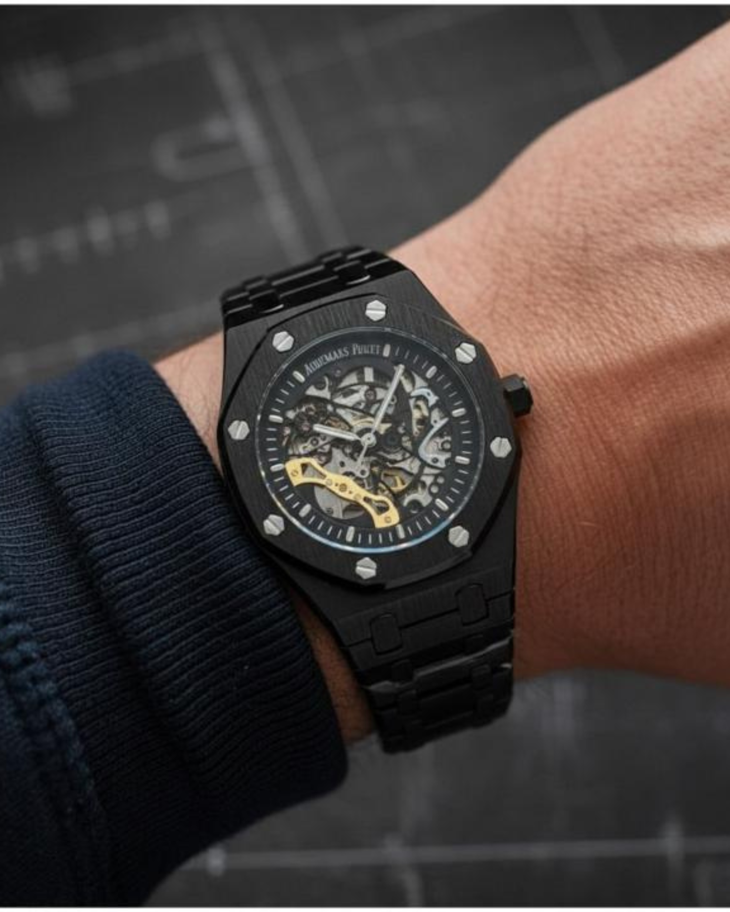 Aude-mars Pig-uet Royal Oak Skeleton Black